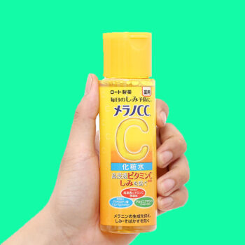 Melano CC Whitening Lotion