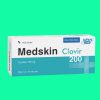 Medskin Clovir 200 10 Thuốc Medskin Clovir 200 có tác dụng điều trị khởi đầu và dự phòng tái nhiễm virus Herpes simplex